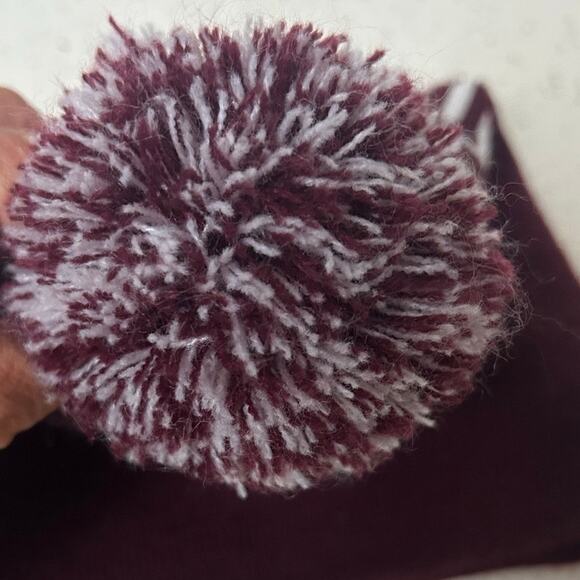 PINK VICTORIA'S SECRET Burgundy Pom Pom Beanie - Picture 3 of 8